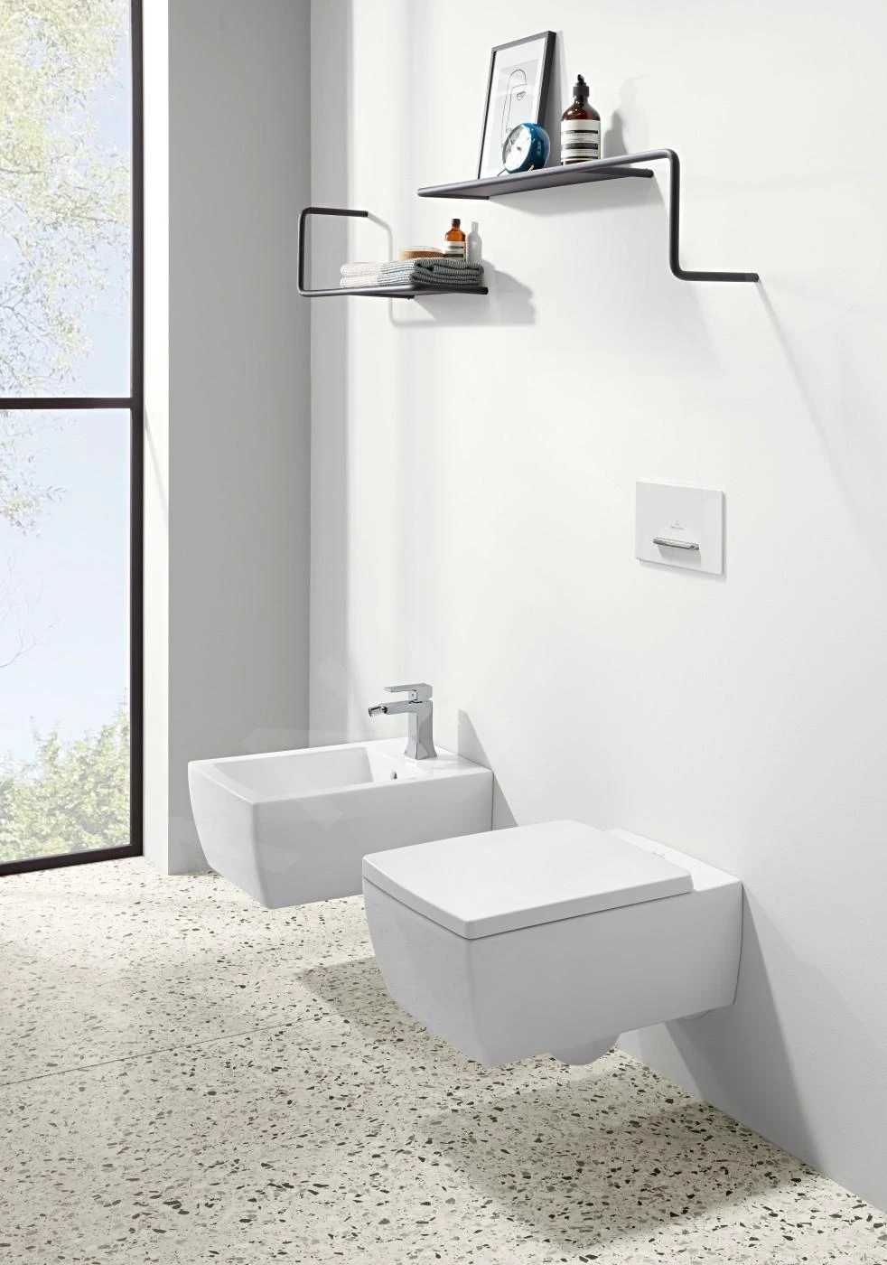 Villeroy & Boch Memento 2.0 - Inodoro Suspendido, Desagüe Posterior, DirectFlush, CeramicPlus, Blanco Alpino 4633R0R1 6 Villeroy & Boch Memento 2.0 - Inodoro Suspendido, Desagüe Posterior, DirectFlush, CeramicPlus, Blanco Alpino 4633R0R1 - Imagen 4